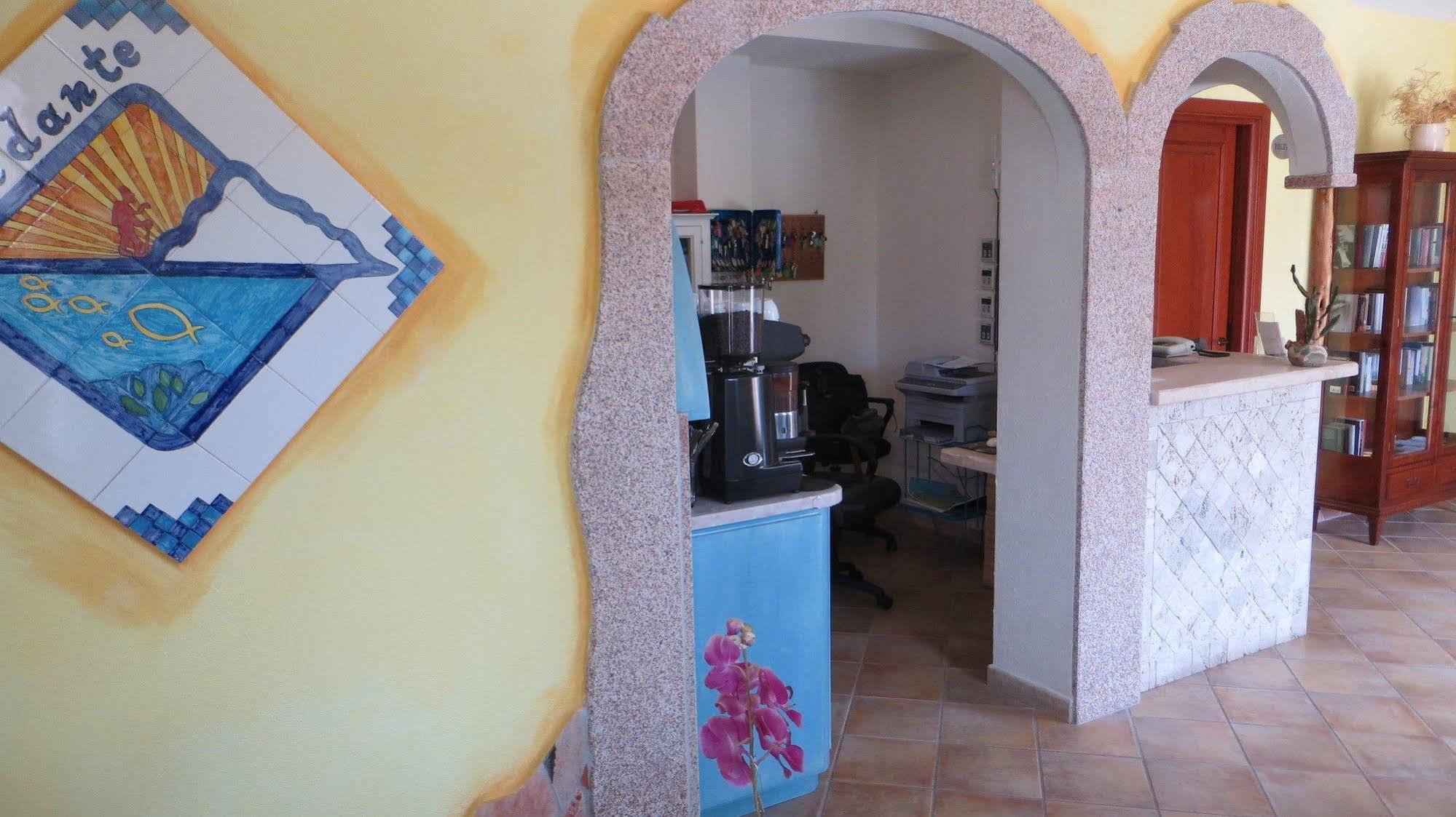 Il Viandante Otel San Teodoro  Dış mekan fotoğraf